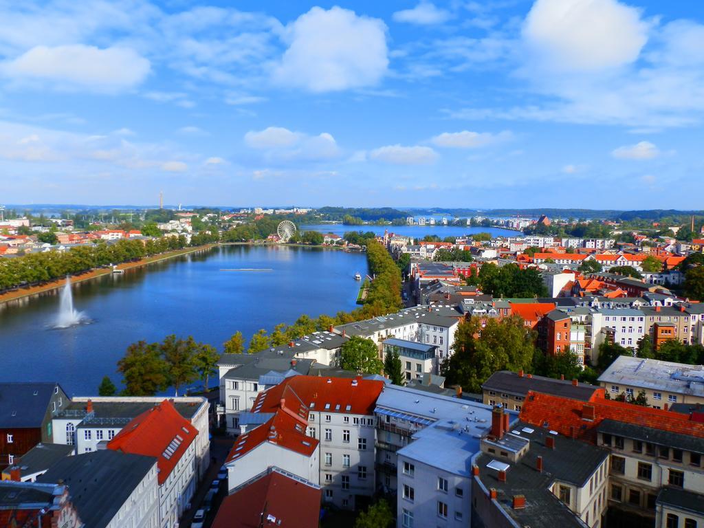 Fewo Schwerin-Zentrum シュヴェリーン エクステリア 写真